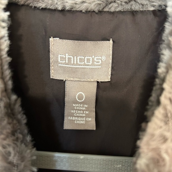 4/$20 Chico’s faux fur plush vest beige black with mandarin collar- size S- 4 US - Picture 7 of 10